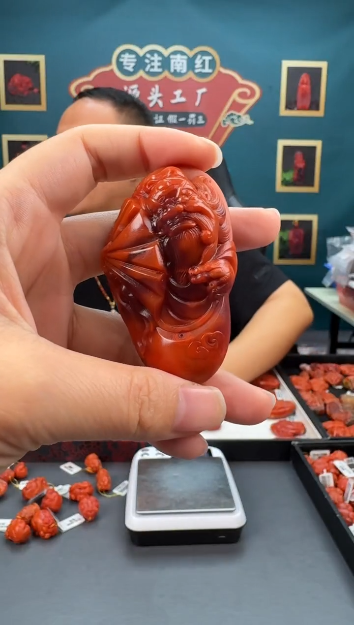 南红玛瑙雕刻未镶嵌106ZB0526产品一个