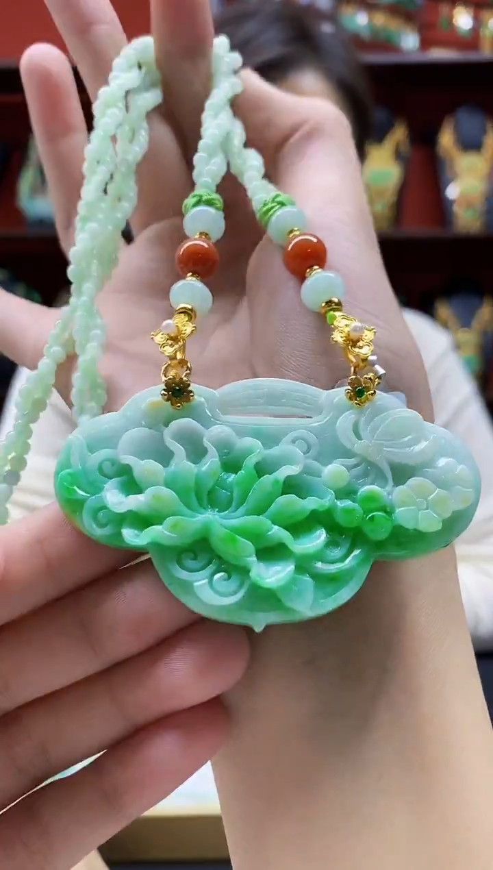 颈饰未镶嵌翡翠翡翠吊坠