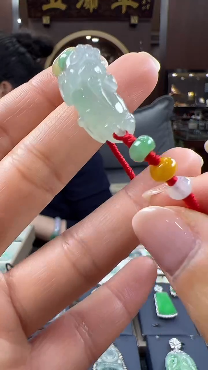 【闪购商品】翡翠未镶嵌挂件貔貅手绳
