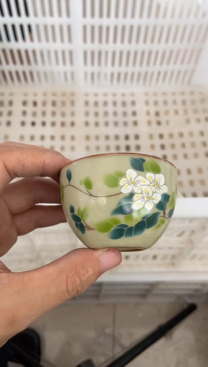 无运费险有瑕疵的摄影的产品有使用过的痕迹有点脏介意勿拍