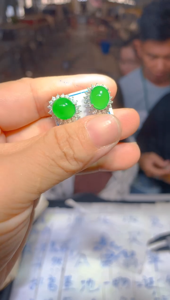 定制翡翠未镶嵌82定制翡翠多样性发货（发其一）