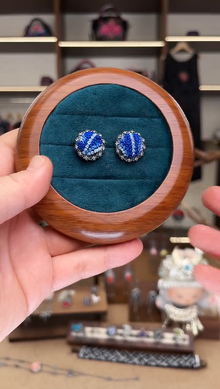 织绣1741黔东南苗族刺绣