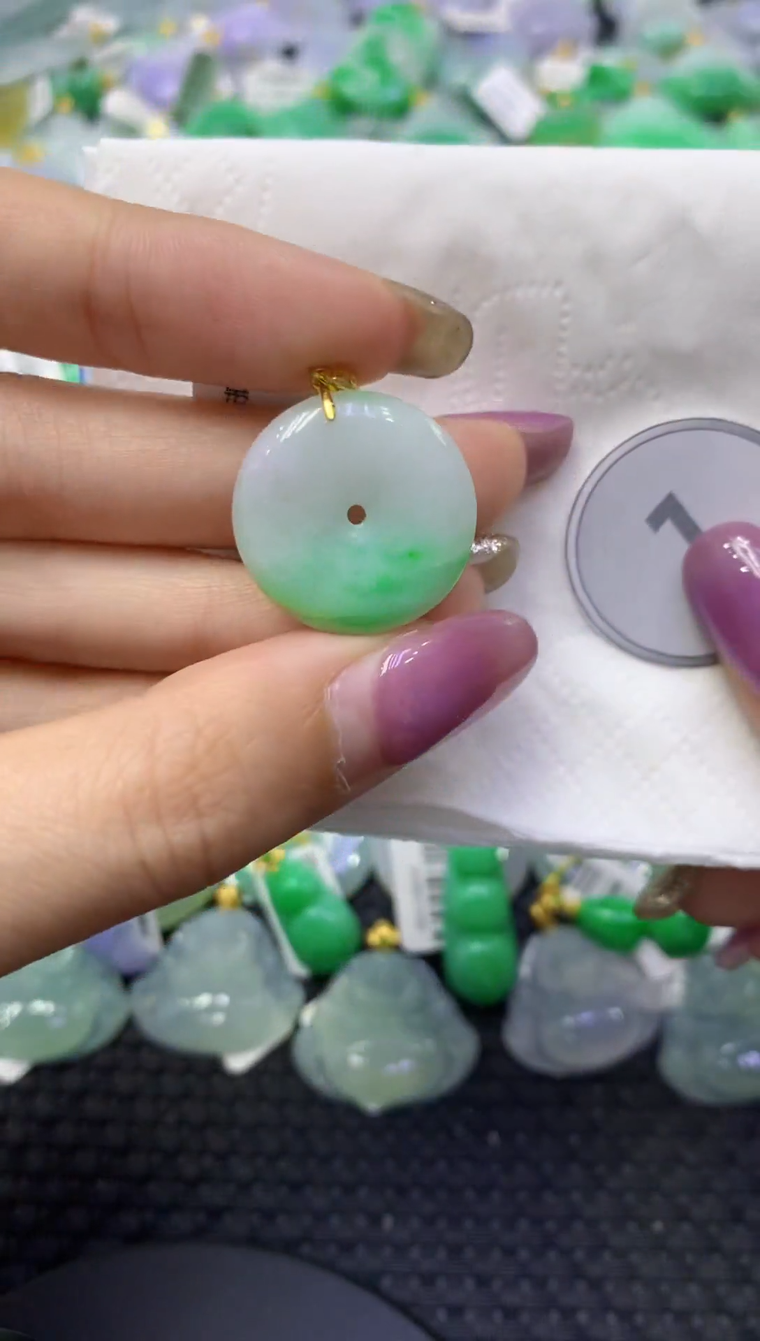 颈饰未镶嵌翡翠天然缅甸翡翠A货1