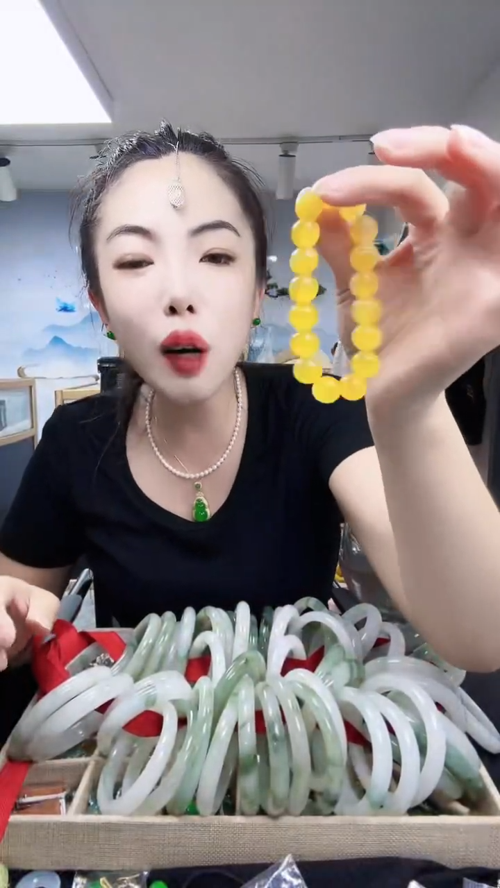 石英质玉（黄龙玉）未镶嵌手链黄龙玉手链12毫米珠