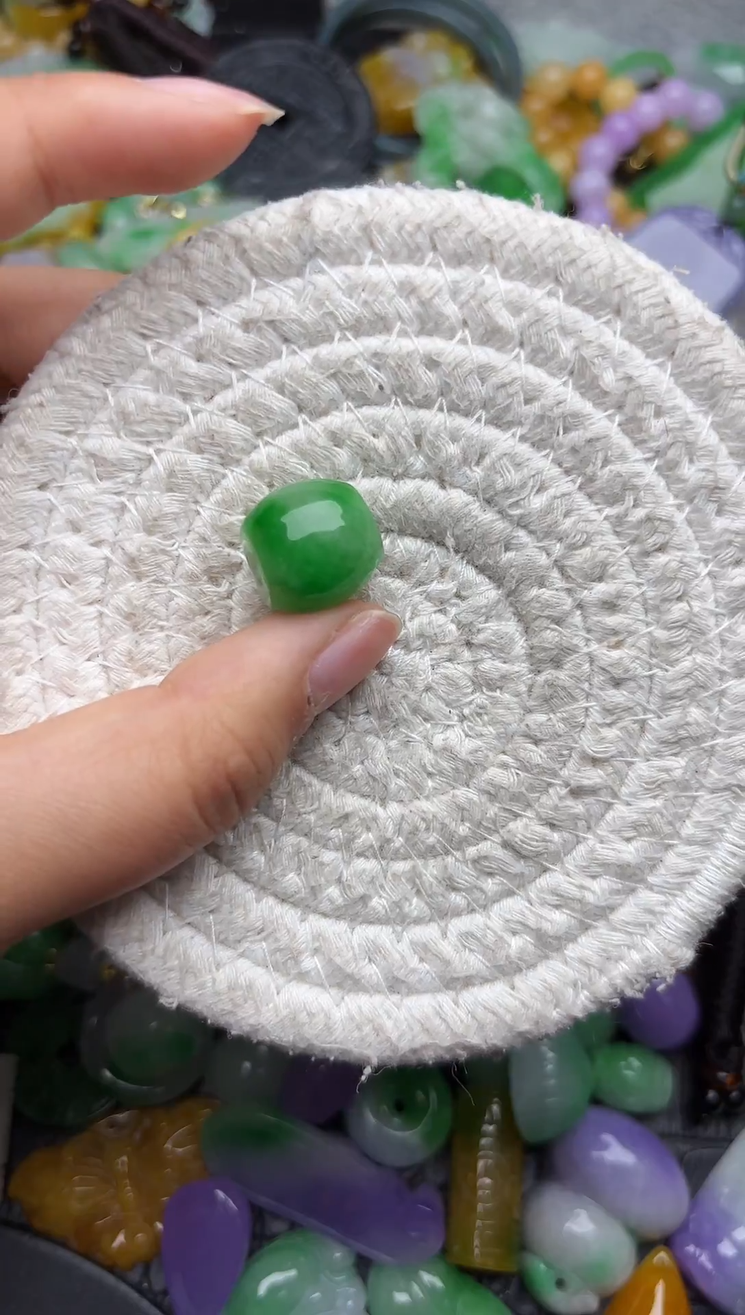 颈饰未镶嵌翡翠缅甸翡翠吊坠