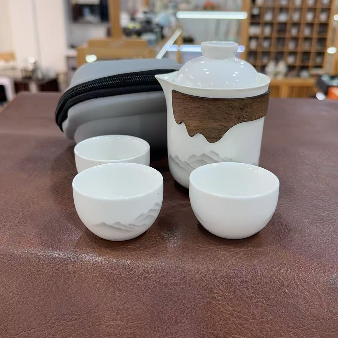 白瓷旅行茶具套装