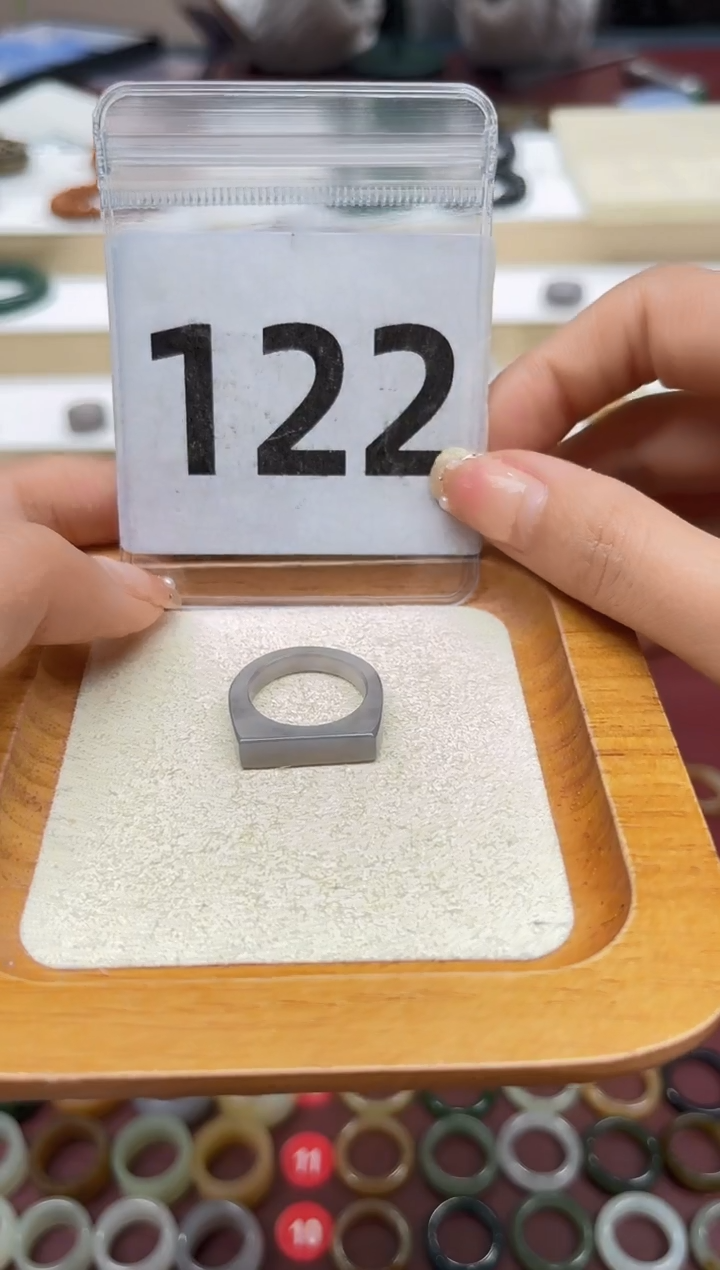 【闪购商品】和田玉戒指未镶嵌港码14号，内径17mm