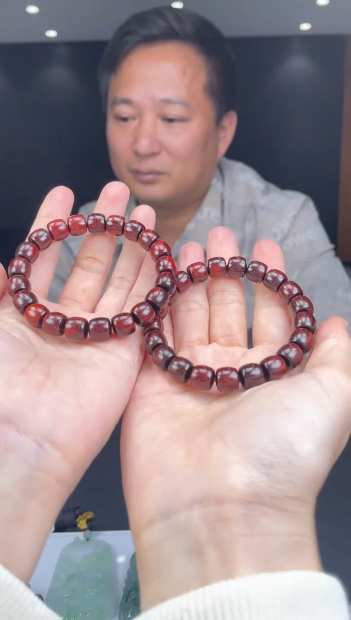 【闪购商品】檀香紫檀（小叶紫檀）手串/手链HDJT0126516多样性发其一