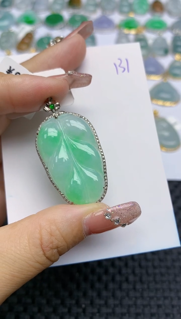 【闪购商品】翡翠颈饰18K金镶嵌天然A货翡翠 131