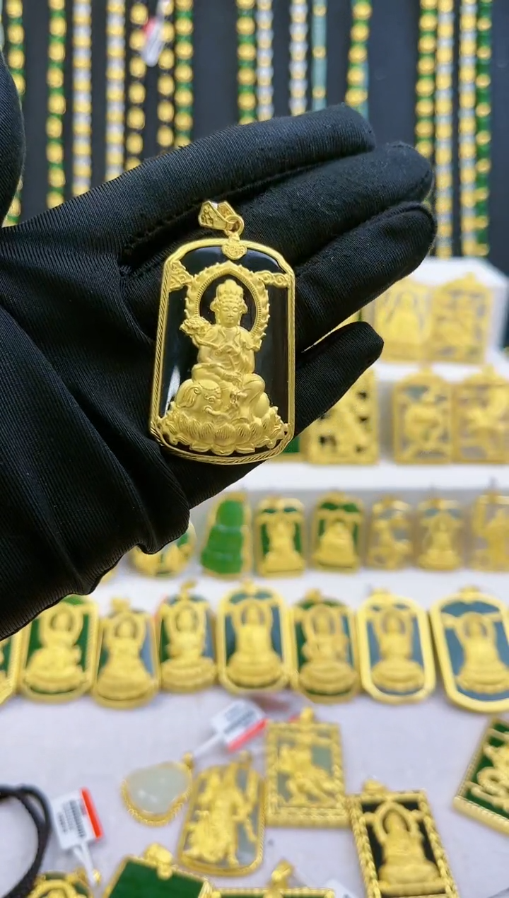 和田玉足金镶嵌吊坠(不含链)黄金和田玉吊坠