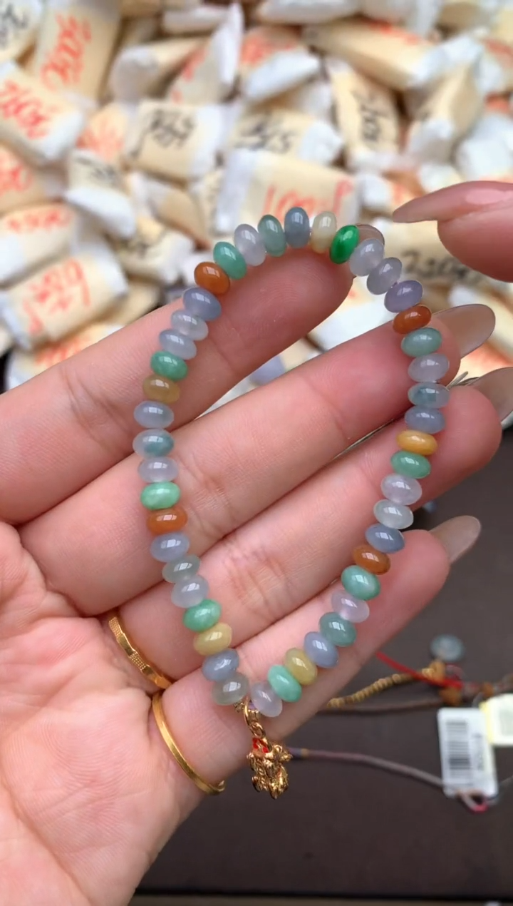 【闪购商品】未镶嵌翡翠手串—