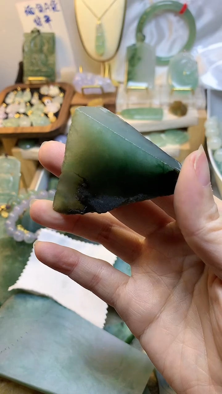 未镶嵌挂件翡翠文*缅甸A货翡翠,没有运费险,有纹有裂