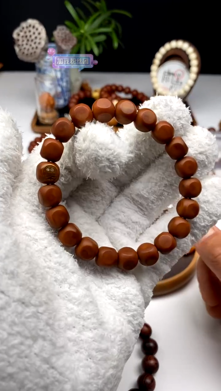 手串猴头核桃雨墨臻至   