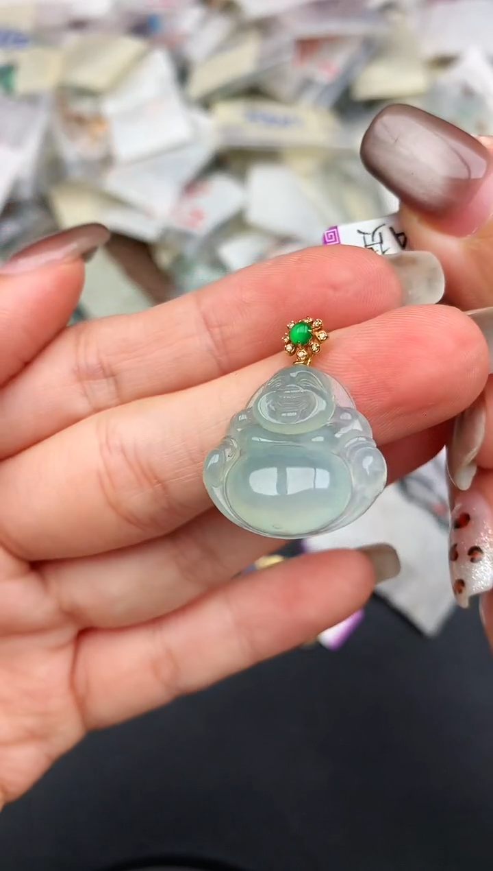 18K金镶嵌挂件翡翠—