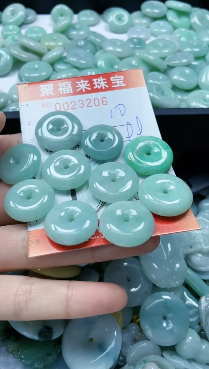 【闪购商品】翡翠颈饰未镶嵌闪购0023206