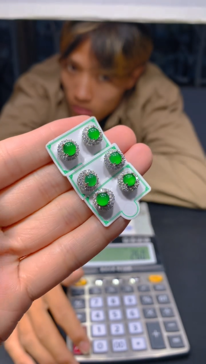 【闪购商品】定制翡翠未镶嵌27多样性发货(发其一）