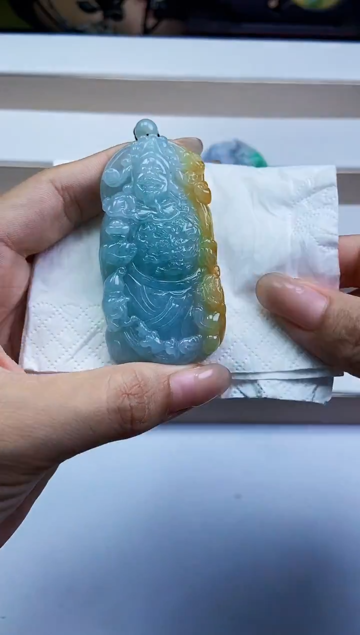 颈饰未镶嵌翡翠翡翠A货