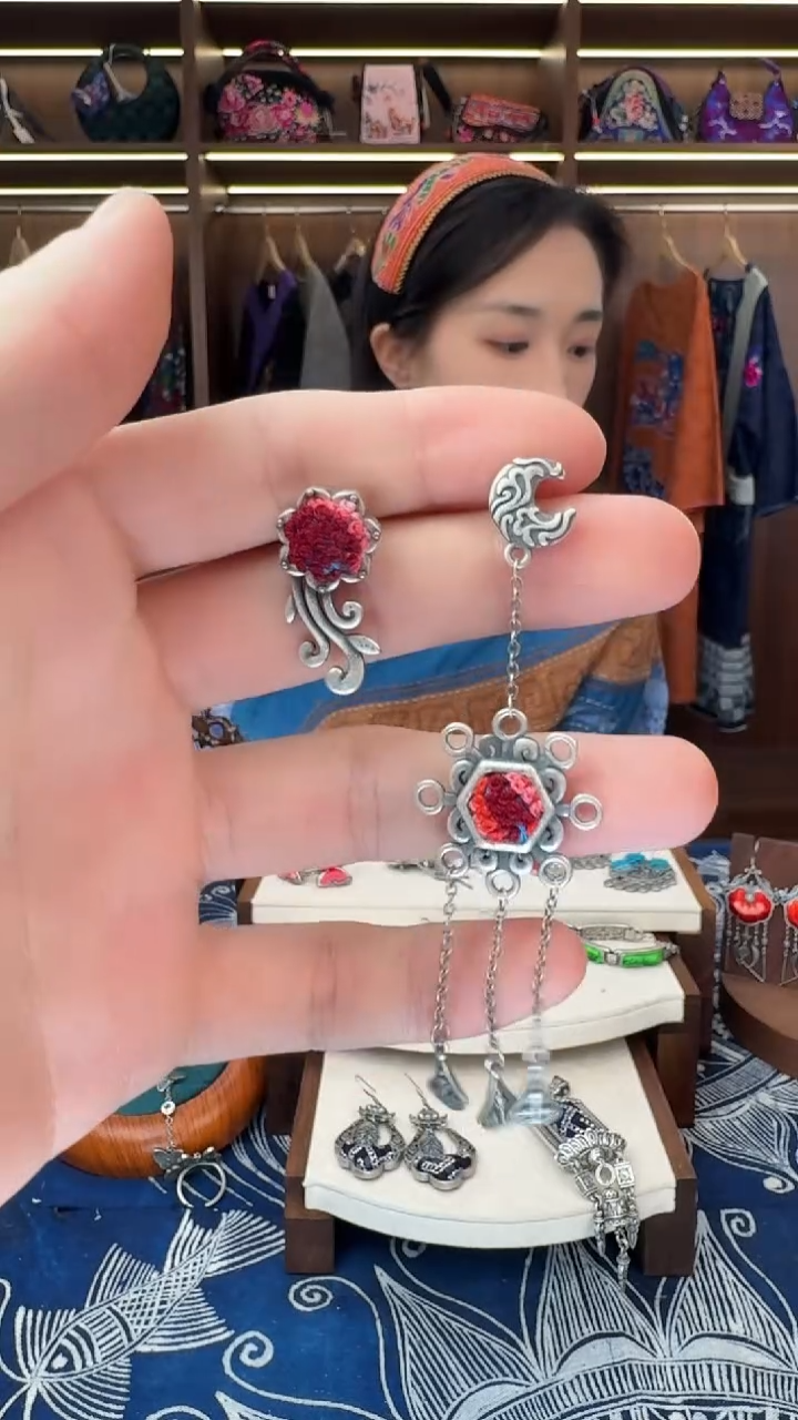 织绣559黔东南苗族刺绣