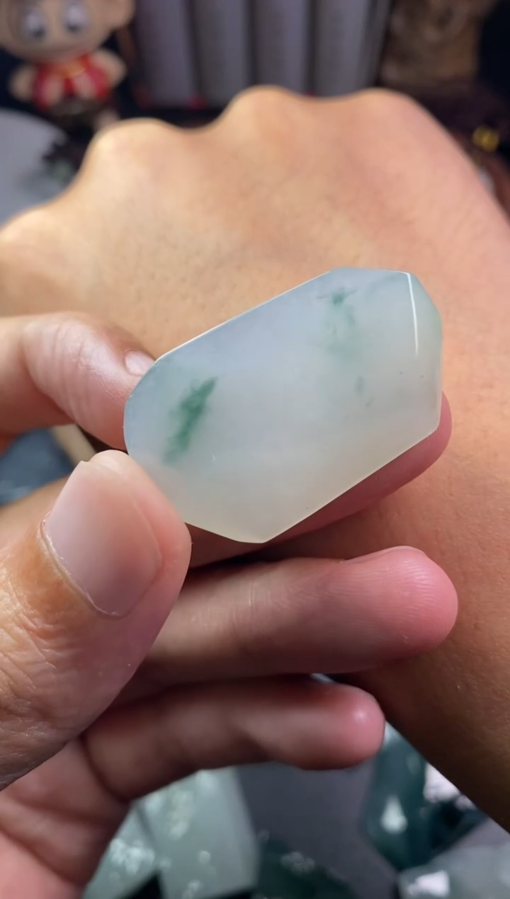 定制翡翠未镶嵌浮****6翡翠片料定制未镶嵌8.6-36莲花手牌