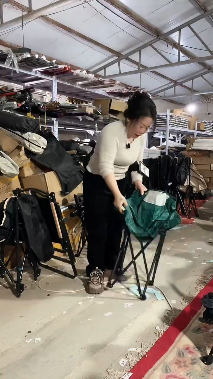 铁瑕疵不售后椅子 35