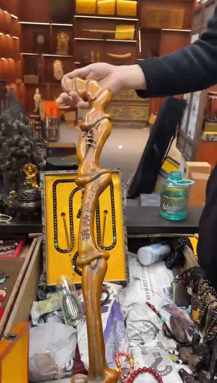 【闪购商品】大叶紫檀（黑酸枝木类） 