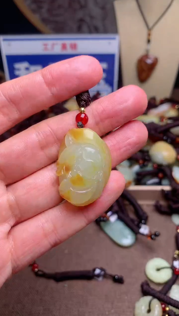 【闪购商品】和田玉颈饰未镶嵌1