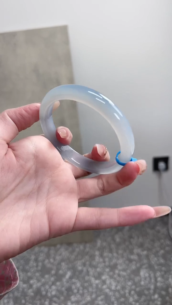 【闪购商品】玛瑙/玉髓手镯未镶嵌62圈