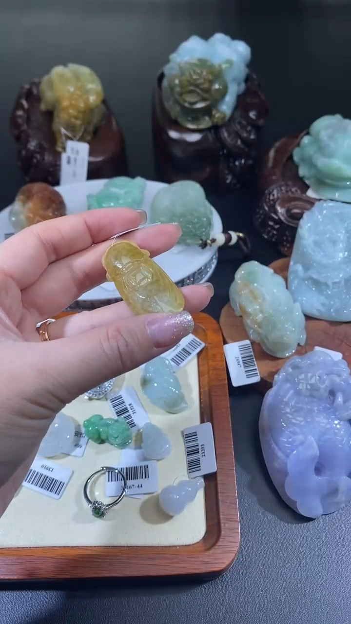 【闪购商品】翡翠颈饰未镶嵌00000009