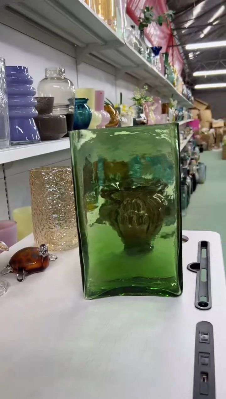 【闪购商品】玻璃2818