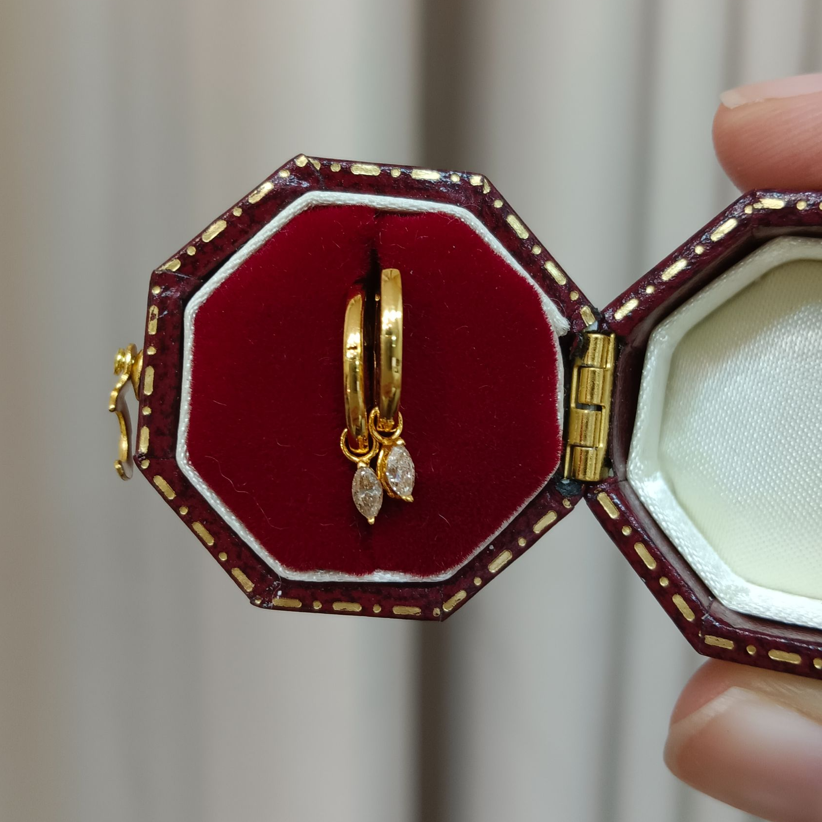 【六言精选】001652马眼耳扣 18k金钻石ZSES