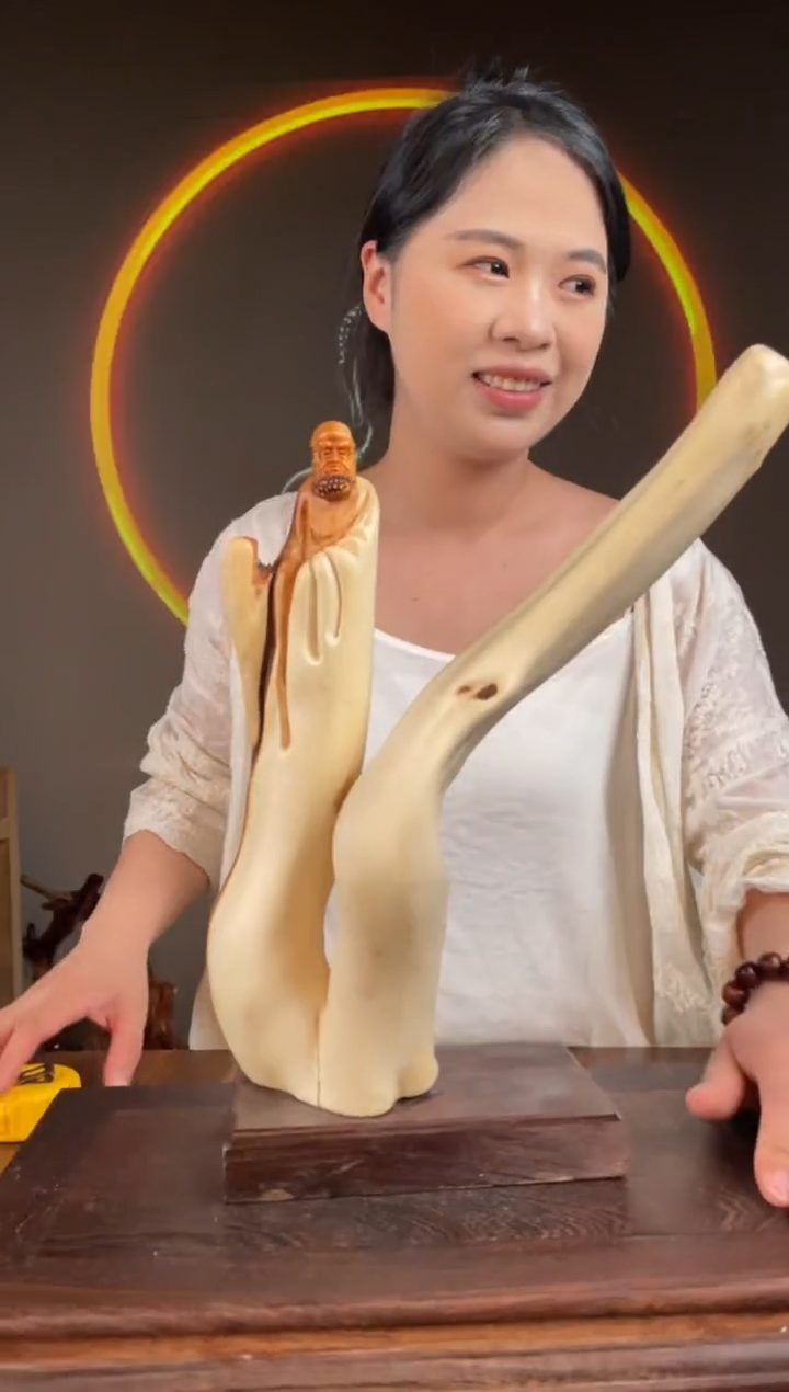 【闪购商品】柏木（崖柏）手工摆件,先抢先得!381
