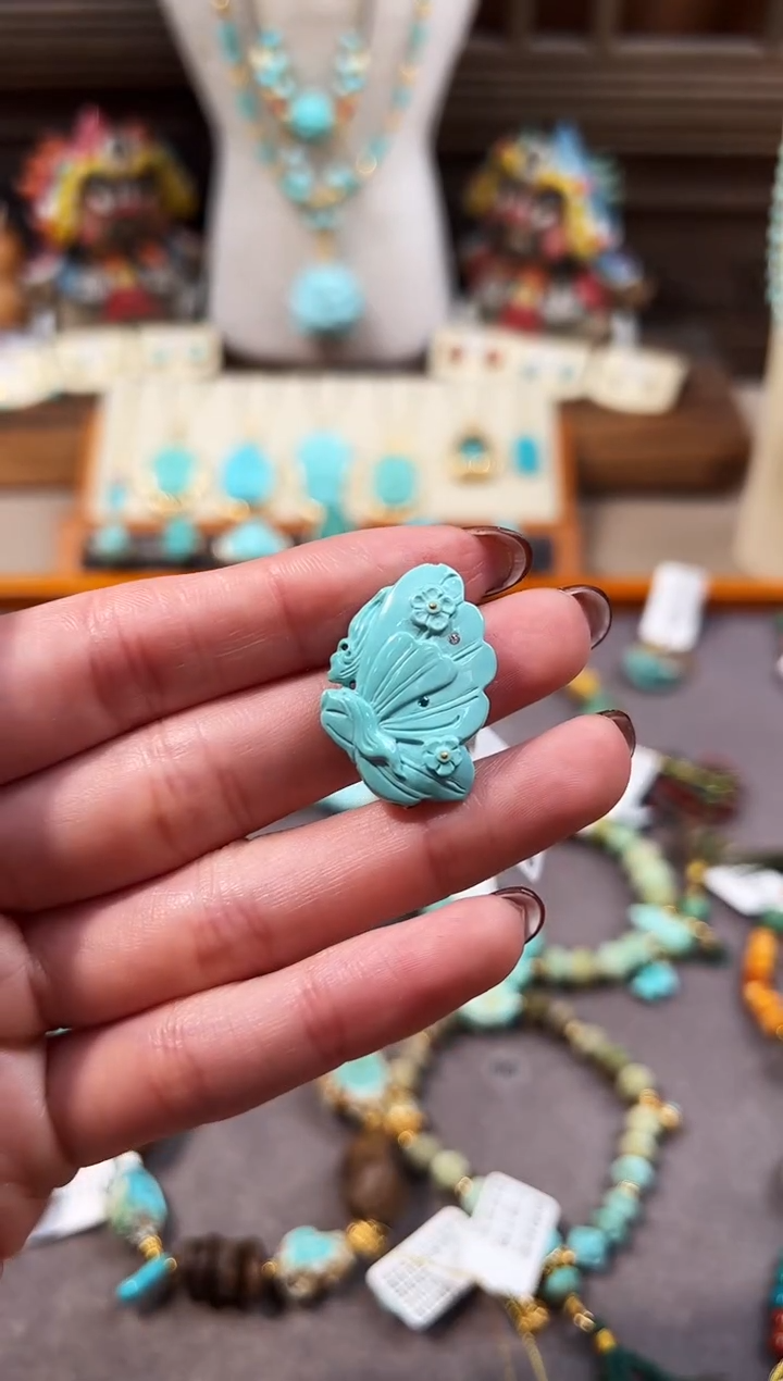 未镶嵌绿松石配饰蝴蝶