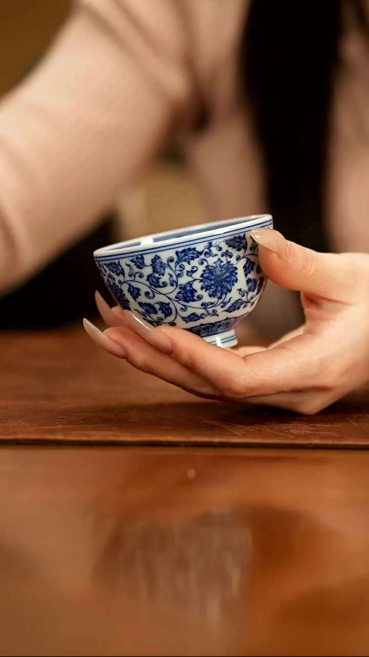 【闪购商品】瓷片云兮              