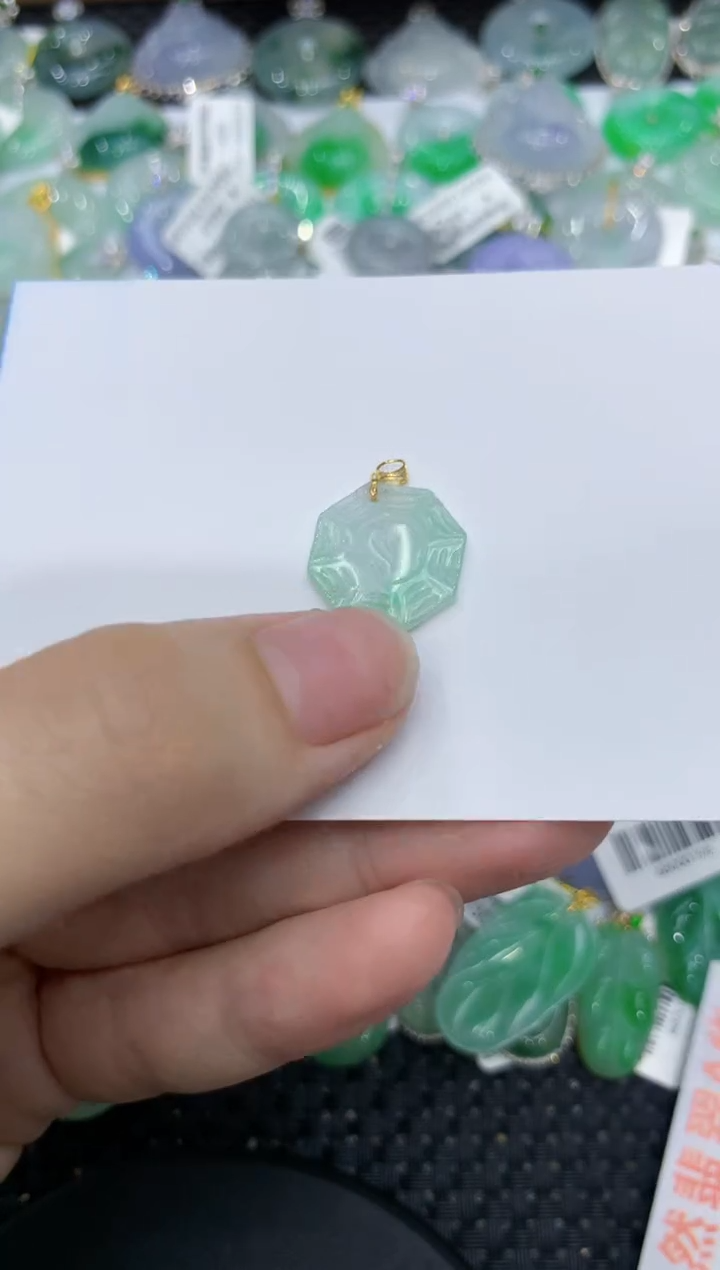 【闪购商品】翡翠颈饰18K金镶嵌111111111