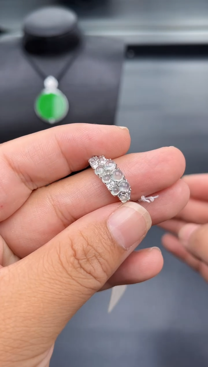 银S925镶嵌戒指翡翠多人