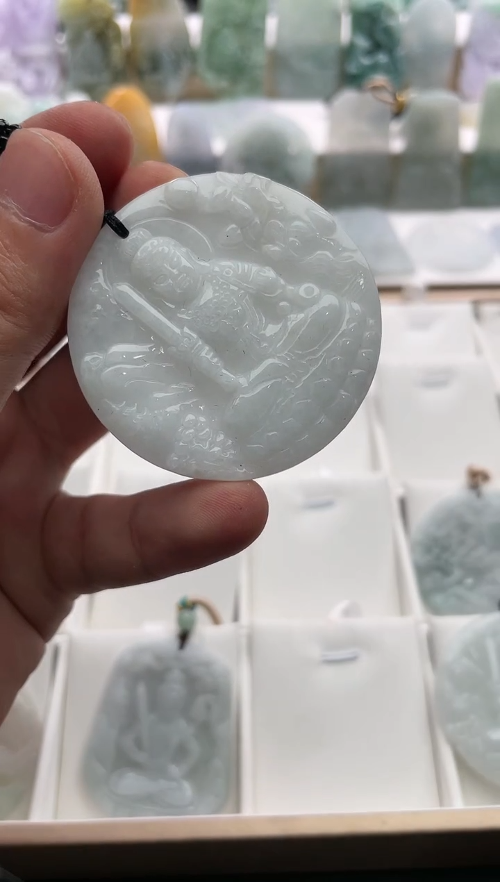 【闪购商品】翡翠颈饰未镶嵌..../2/13/ 163