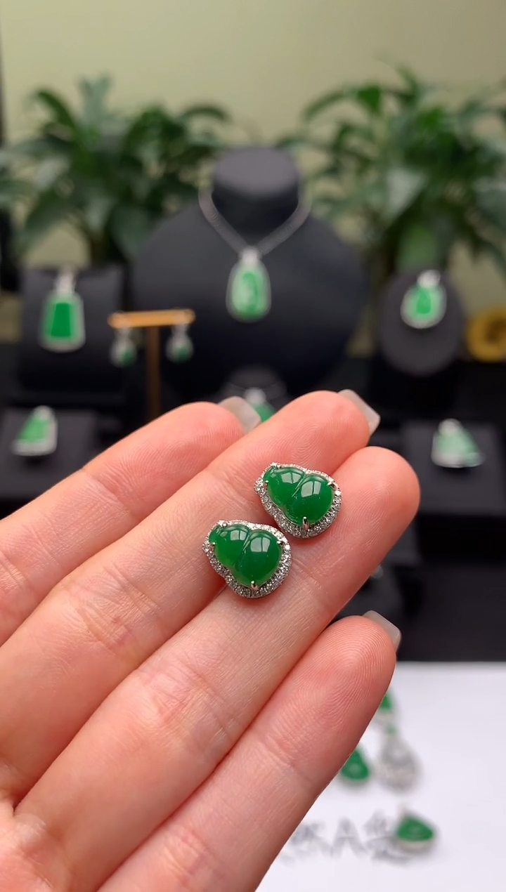 【闪购商品】翡翠耳饰18K金镶嵌耳饰