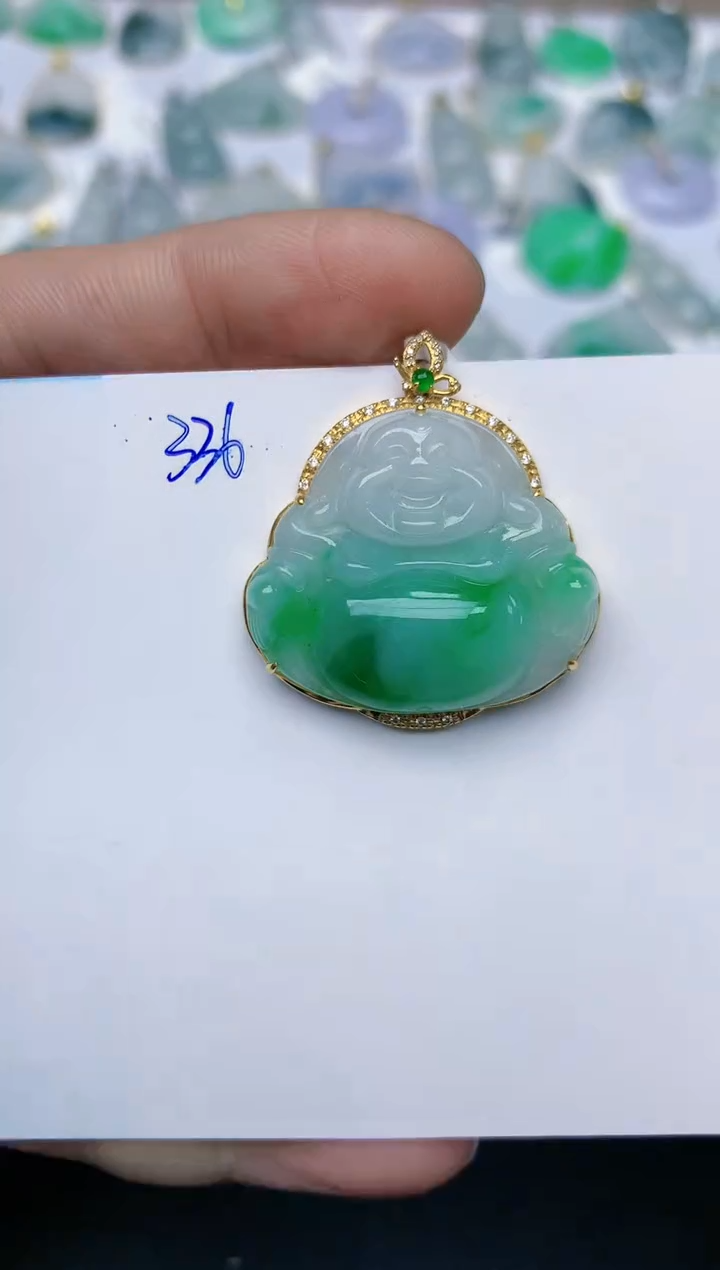 【闪购商品】翡翠颈饰18K金镶嵌天然翡翠A货    