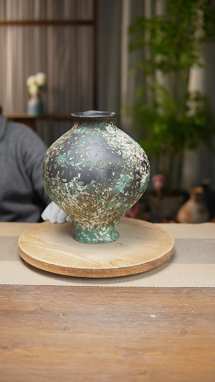 【闪购商品】陶瓷  花器涂鸦绿灯笼