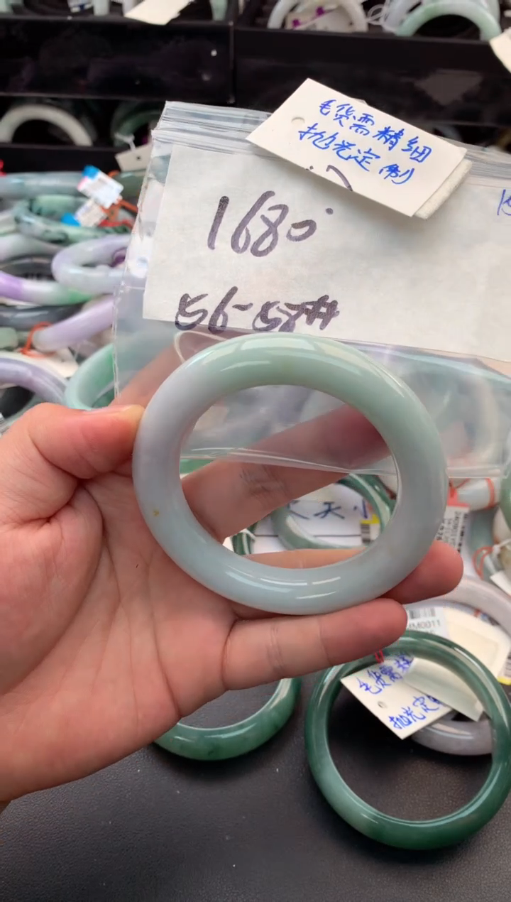 【闪购商品】定制翡翠未镶嵌毛货需精细抛光+多人