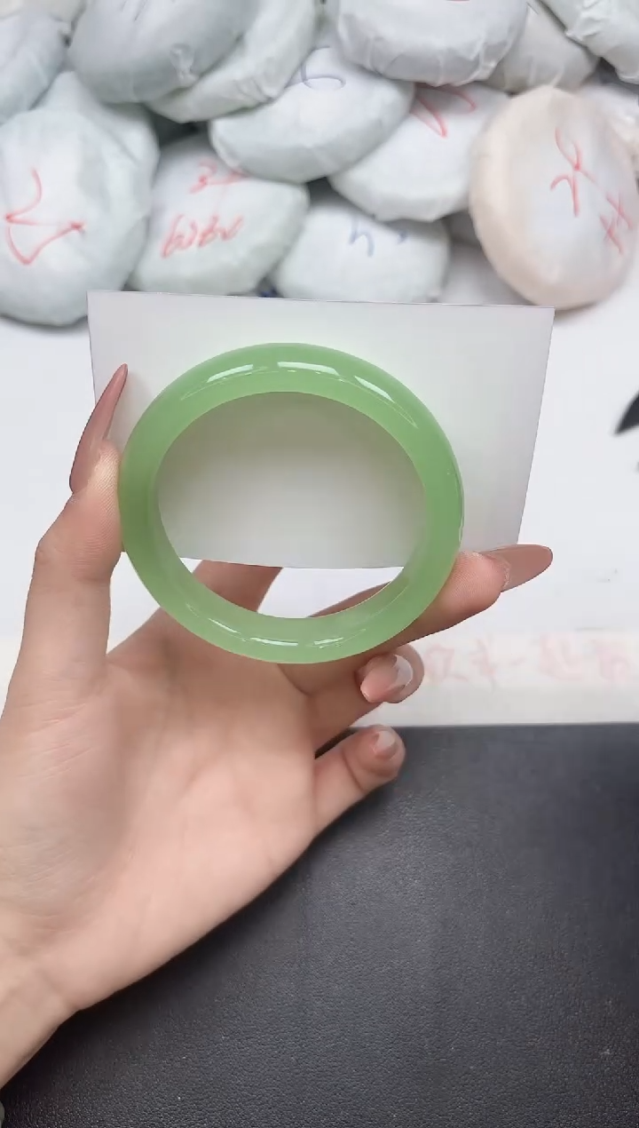 未镶嵌手镯石英质玉128-58 59