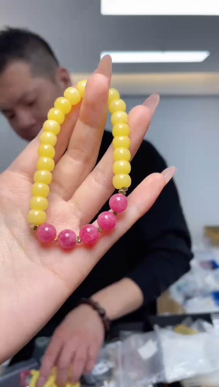 【闪购商品】蜜蜡裸石未镶嵌（多样性单个发货）
