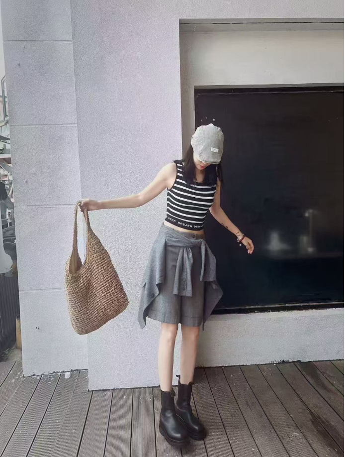 GD LAOLENTOE【A701-A800】秋季新款高腰显瘦百搭宽松大码阔腿裤