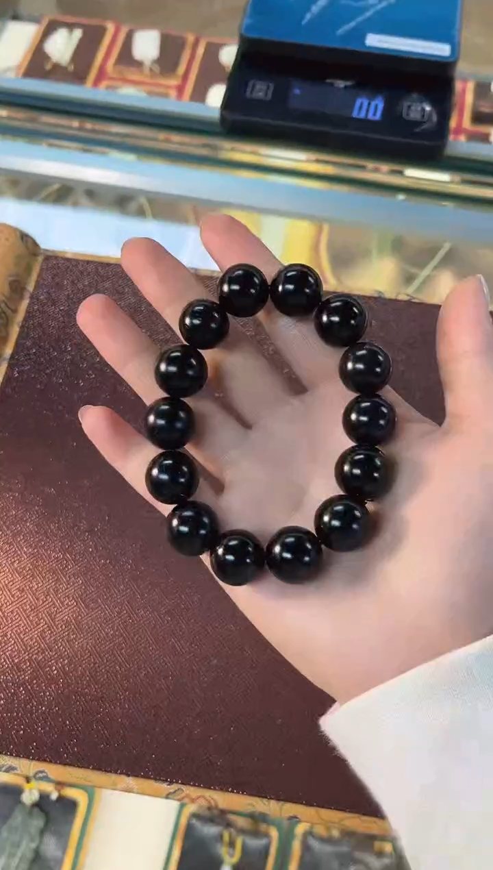 未镶嵌手串和田玉和田玉卡16圆珠手串M005