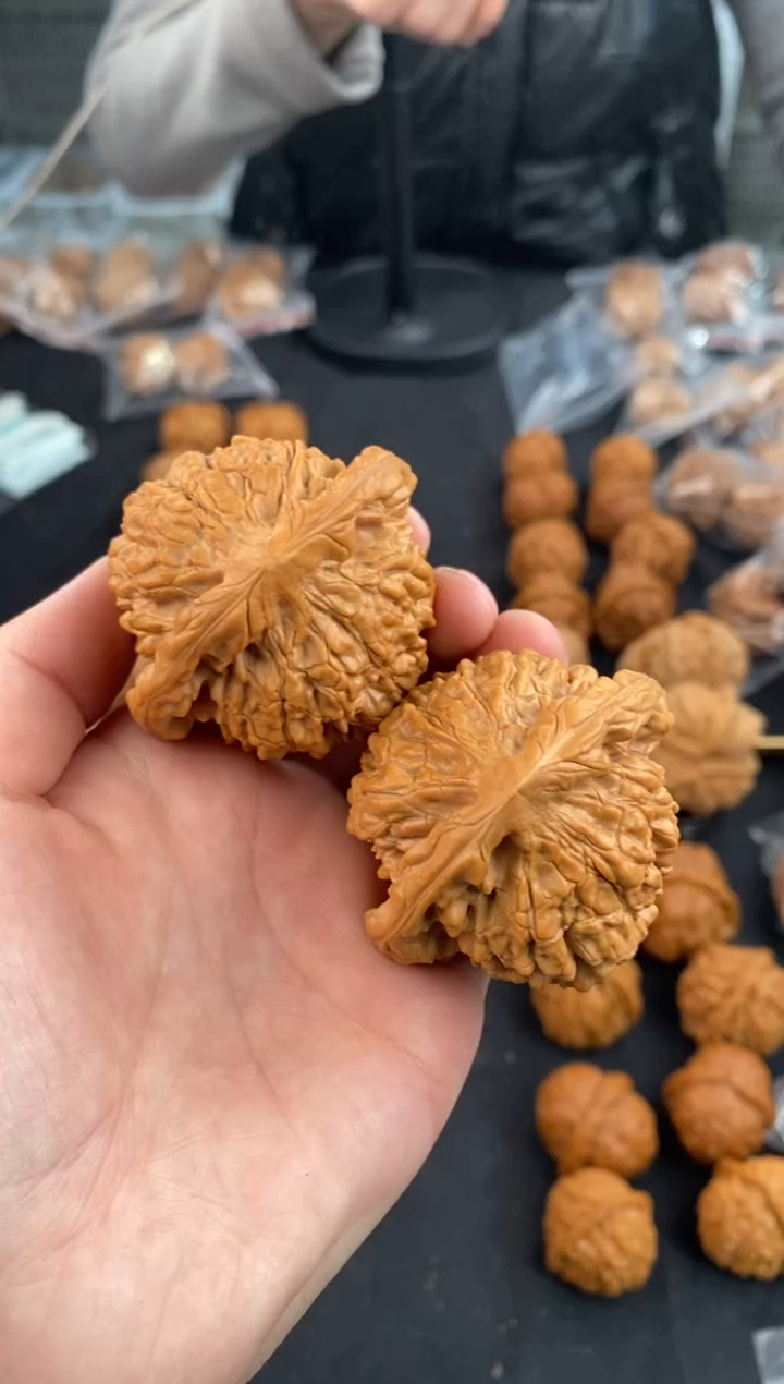 【闪购商品】文玩核桃把件麒麟官帽51-x118