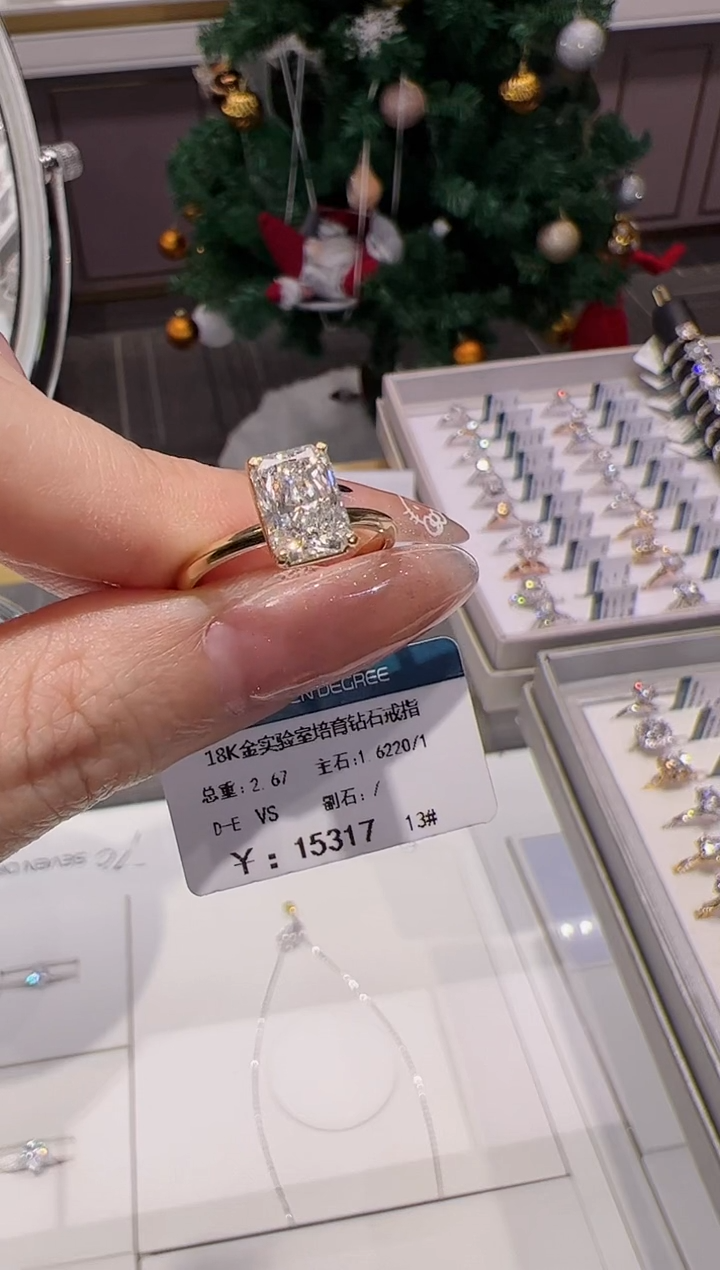 【闪购商品】实验室培育钻石18K金镶嵌@@00031415