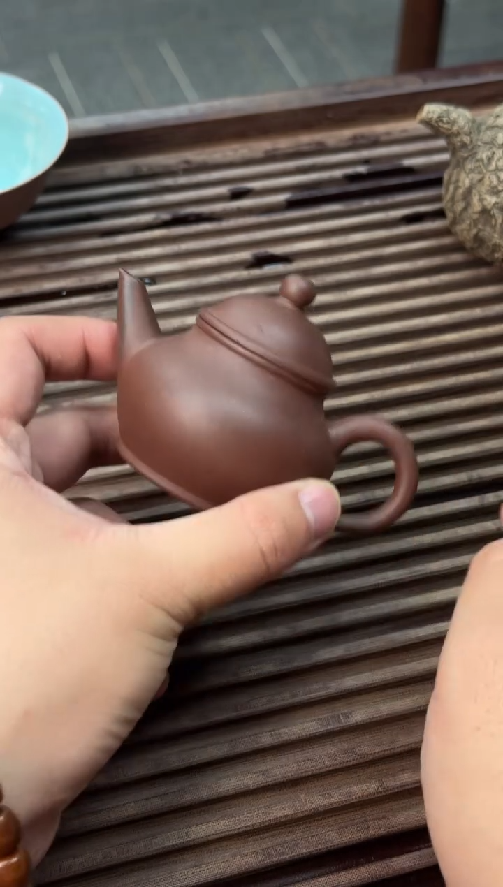 【闪购商品】紫砂茶壶紫泥芭乐80CC