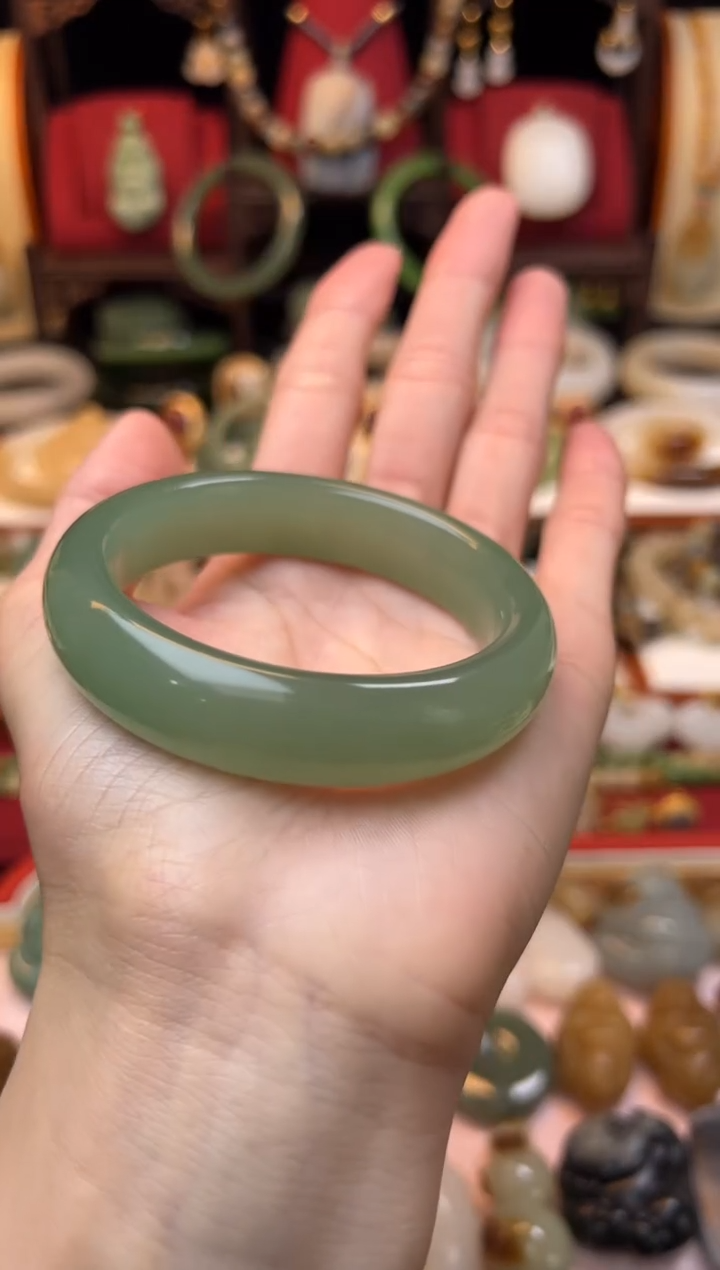 【闪购商品】东陵石手镯未镶嵌54