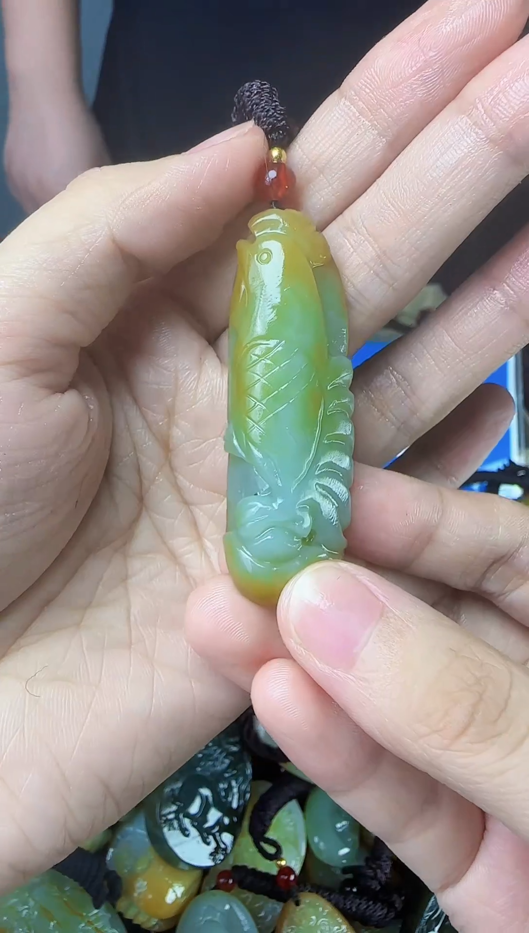 和田玉未镶嵌颈饰1