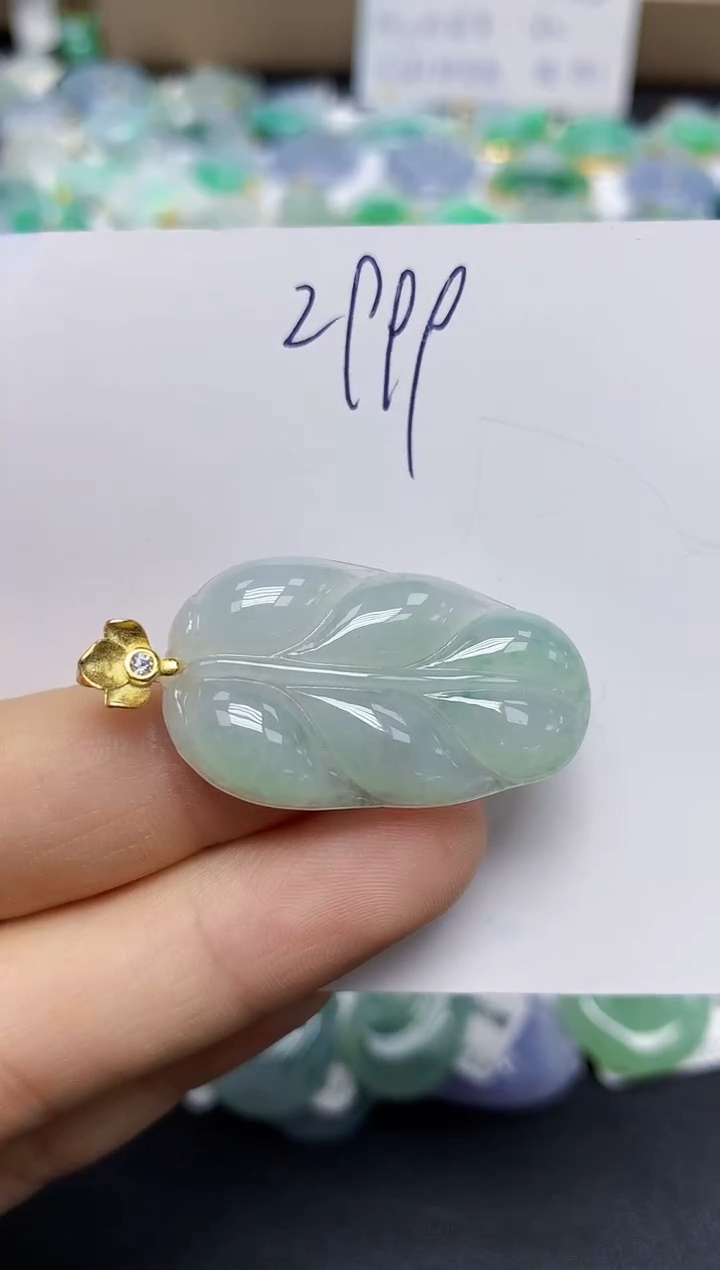 翡翠未镶嵌颈饰天然缅甸翡翠A货